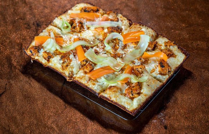 buffalo chicken pizza